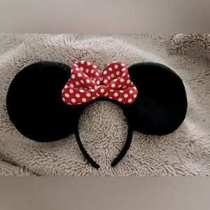 BIG MINNIE MOUSE EARS